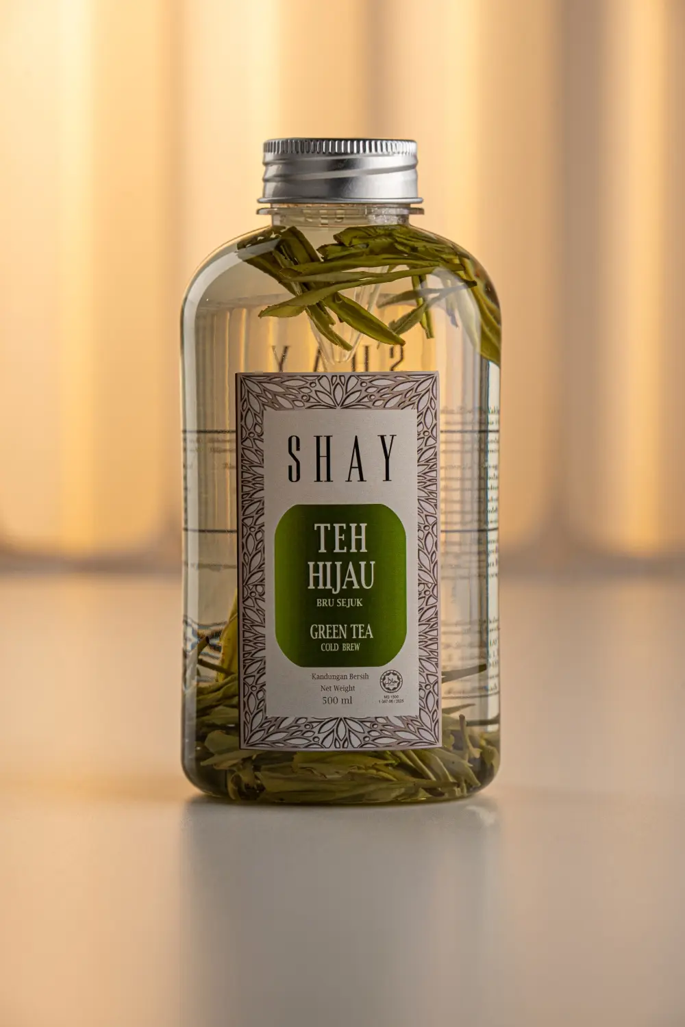 SHAY Hijau green tea with delicate floral and fresh vegetal character