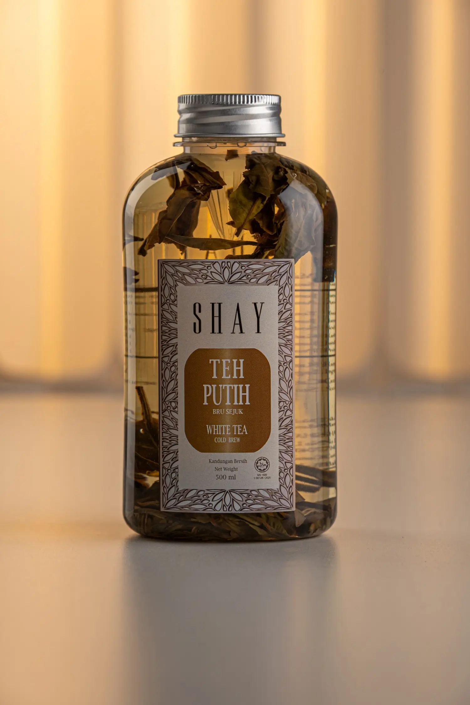 SHAY Putih white tea with mellow fruity, floral and honey-like notes